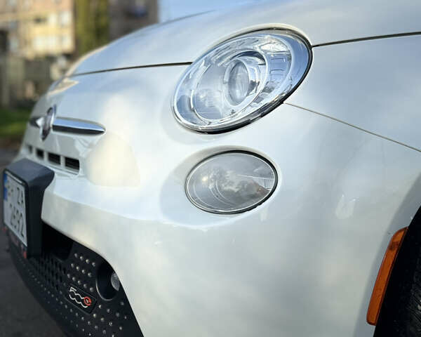 Белый Фиат 500e, объемом двигателя 0 л и пробегом 135 тыс. км за 6900 $, фото 18 на Automoto.ua