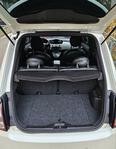 Белый Фиат 500e, объемом двигателя 0 л и пробегом 58 тыс. км за 7500 $, фото 7 на Automoto.ua