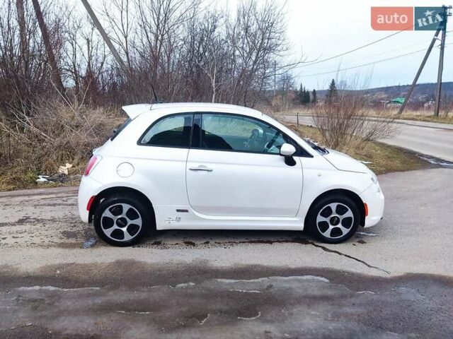 Белый Фиат 500e, объемом двигателя 0 л и пробегом 98 тыс. км за 7000 $, фото 2 на Automoto.ua