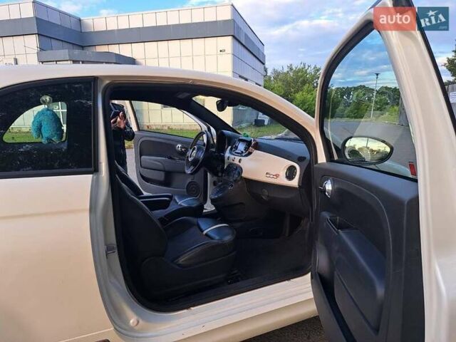 Белый Фиат 500e, объемом двигателя 0 л и пробегом 68 тыс. км за 6300 $, фото 18 на Automoto.ua