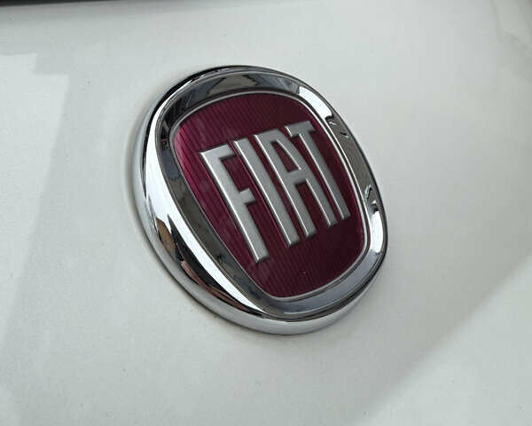 Белый Фиат 500e, объемом двигателя 0 л и пробегом 84 тыс. км за 7390 $, фото 6 на Automoto.ua