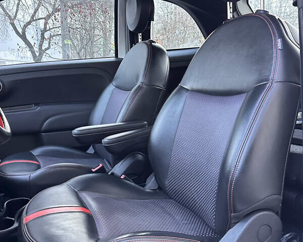 Белый Фиат 500e, объемом двигателя 0 л и пробегом 45 тыс. км за 7350 $, фото 15 на Automoto.ua