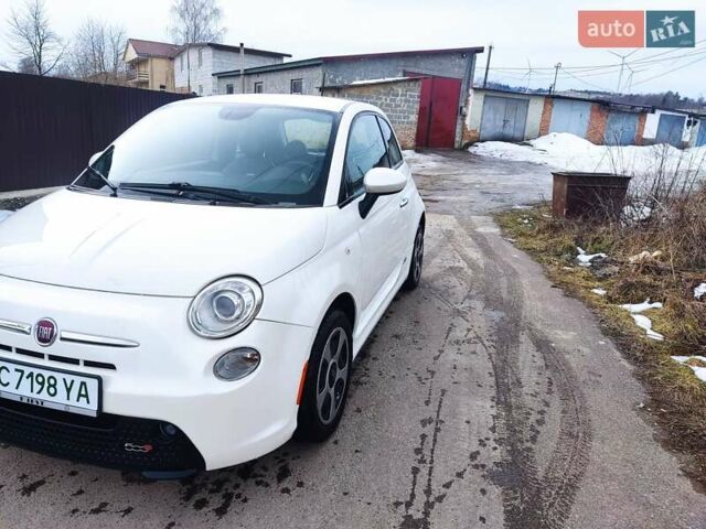 Белый Фиат 500e, объемом двигателя 0 л и пробегом 98 тыс. км за 7000 $, фото 5 на Automoto.ua