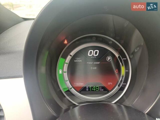 Білий Фіат 500e, об'ємом двигуна 0 л та пробігом 115 тис. км за 6500 $, фото 6 на Automoto.ua