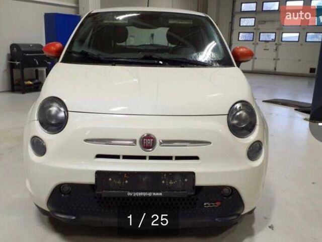 Белый Фиат 500e, объемом двигателя 0 л и пробегом 45 тыс. км за 6850 $, фото 1 на Automoto.ua