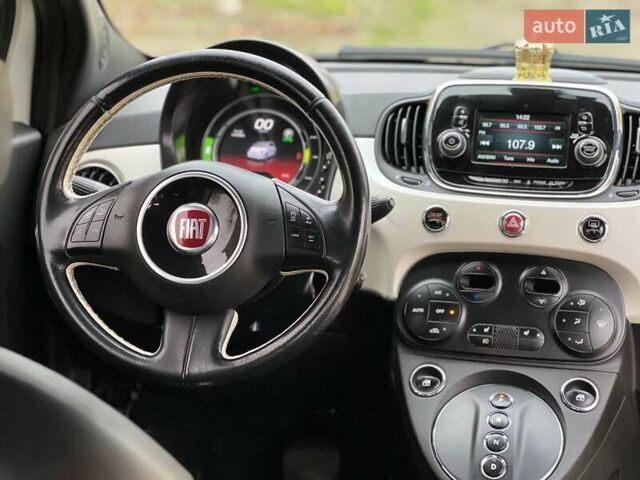 Белый Фиат 500e, объемом двигателя 0 л и пробегом 123 тыс. км за 7300 $, фото 21 на Automoto.ua