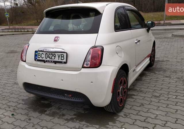 Белый Фиат 500e, объемом двигателя 0 л и пробегом 102 тыс. км за 11000 $, фото 2 на Automoto.ua