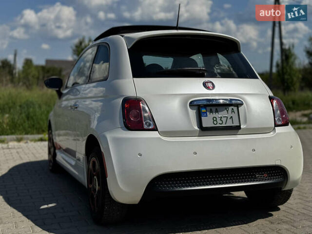 Белый Фиат 500e, объемом двигателя 0 л и пробегом 58 тыс. км за 8400 $, фото 18 на Automoto.ua