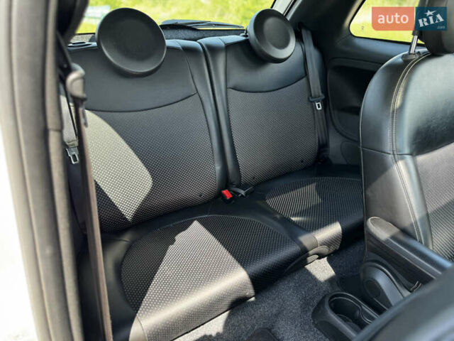 Белый Фиат 500e, объемом двигателя 0 л и пробегом 58 тыс. км за 8400 $, фото 32 на Automoto.ua