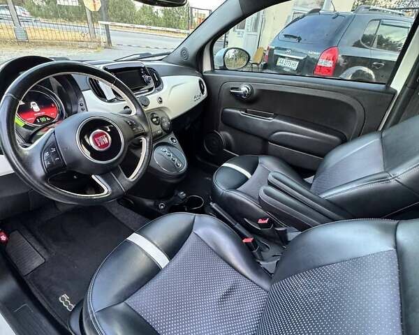 Белый Фиат 500e, объемом двигателя 0 л и пробегом 77 тыс. км за 7600 $, фото 6 на Automoto.ua