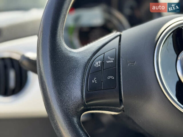 Белый Фиат 500e, объемом двигателя 0 л и пробегом 58 тыс. км за 8400 $, фото 42 на Automoto.ua