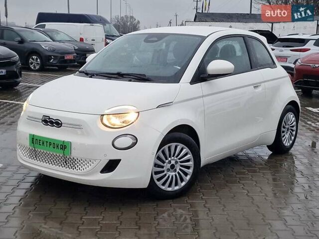 Белый Фиат 500e, объемом двигателя 0 л и пробегом 25 тыс. км за 14200 $, фото 5 на Automoto.ua