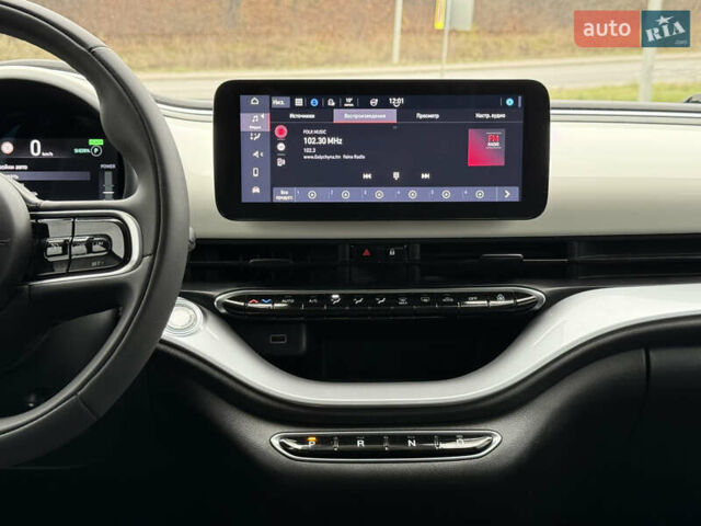 Белый Фиат 500e, объемом двигателя 0 л и пробегом 21 тыс. км за 13999 $, фото 29 на Automoto.ua