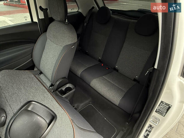 Белый Фиат 500e, объемом двигателя 0 л и пробегом 21 тыс. км за 13999 $, фото 18 на Automoto.ua