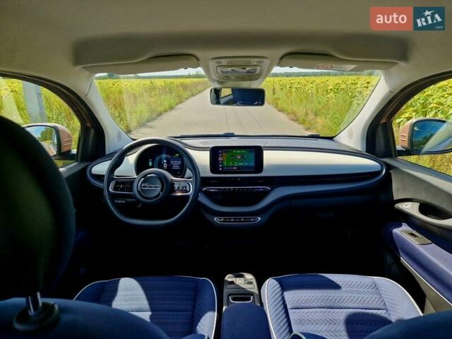 Бежевый Фиат 500e, объемом двигателя 0 л и пробегом 58 тыс. км за 13999 $, фото 1 на Automoto.ua