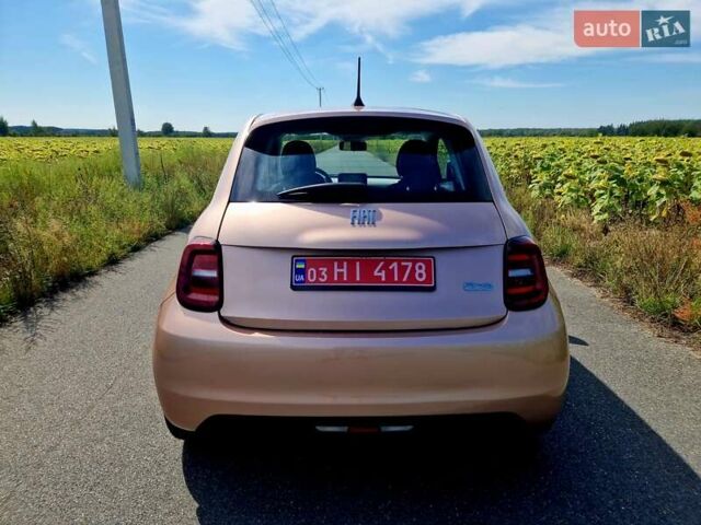 Бежевый Фиат 500e, объемом двигателя 0 л и пробегом 58 тыс. км за 13999 $, фото 19 на Automoto.ua