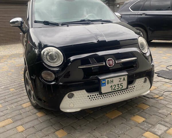 Черный Фиат 500e, объемом двигателя 0 л и пробегом 175 тыс. км за 5999 $, фото 1 на Automoto.ua