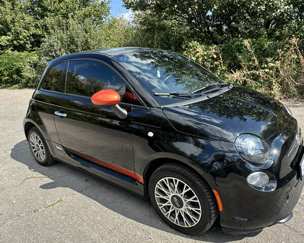 Черный Фиат 500e, объемом двигателя 0 л и пробегом 98 тыс. км за 6500 $, фото 9 на Automoto.ua