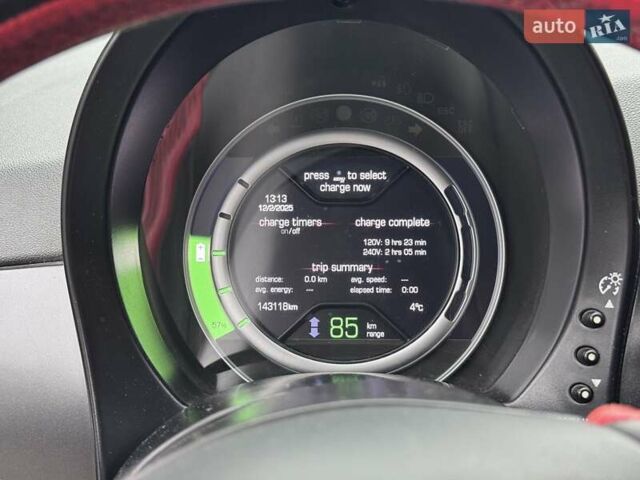 Черный Фиат 500e, объемом двигателя 0 л и пробегом 143 тыс. км за 4800 $, фото 14 на Automoto.ua