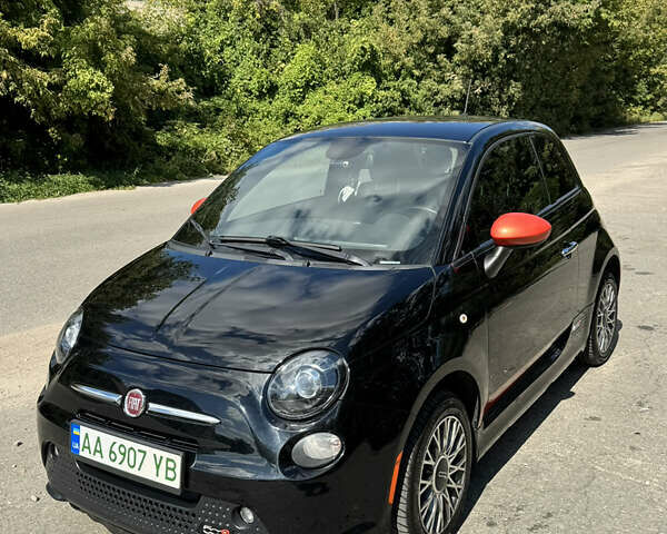 Черный Фиат 500e, объемом двигателя 0 л и пробегом 98 тыс. км за 6500 $, фото 2 на Automoto.ua