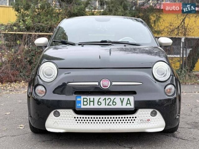 Черный Фиат 500e, объемом двигателя 0 л и пробегом 97 тыс. км за 5999 $, фото 3 на Automoto.ua