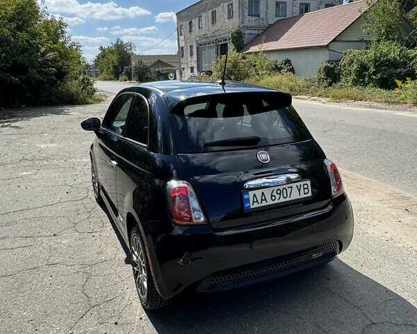Черный Фиат 500e, объемом двигателя 0 л и пробегом 98 тыс. км за 6500 $, фото 6 на Automoto.ua