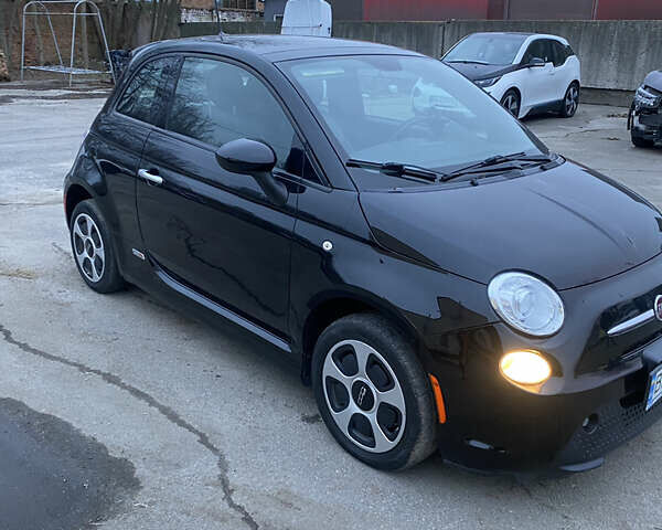 Чорний Фіат 500e, об'ємом двигуна 0 л та пробігом 120 тис. км за 6800 $, фото 1 на Automoto.ua