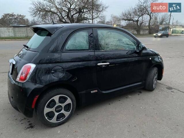 Черный Фиат 500e, объемом двигателя 0 л и пробегом 45 тыс. км за 6750 $, фото 3 на Automoto.ua