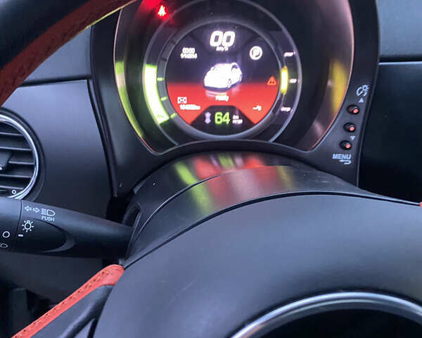 Чорний Фіат 500e, об'ємом двигуна 0 л та пробігом 120 тис. км за 6800 $, фото 11 на Automoto.ua