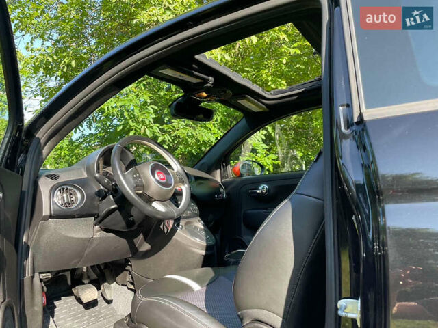 Черный Фиат 500e, объемом двигателя 0 л и пробегом 39 тыс. км за 9500 $, фото 2 на Automoto.ua