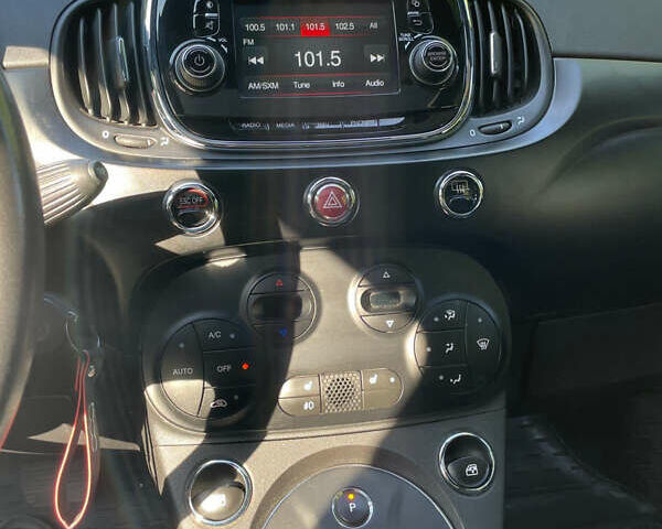 Черный Фиат 500e, объемом двигателя 0 л и пробегом 39 тыс. км за 9500 $, фото 3 на Automoto.ua