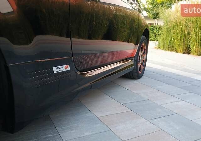 Черный Фиат 500e, объемом двигателя 0 л и пробегом 90 тыс. км за 7500 $, фото 8 на Automoto.ua
