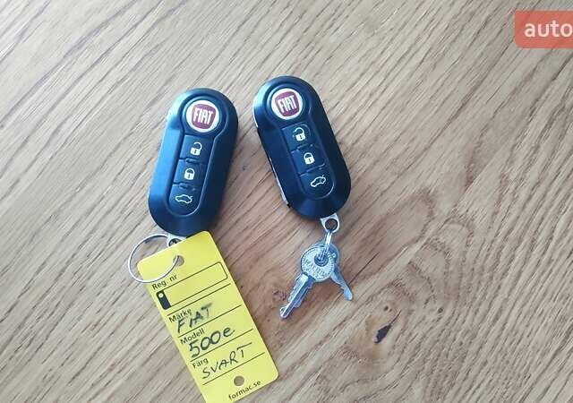 Черный Фиат 500e, объемом двигателя 0 л и пробегом 90 тыс. км за 7500 $, фото 97 на Automoto.ua