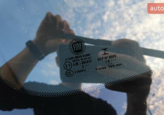 Черный Фиат 500e, объемом двигателя 0 л и пробегом 90 тыс. км за 7500 $, фото 89 на Automoto.ua