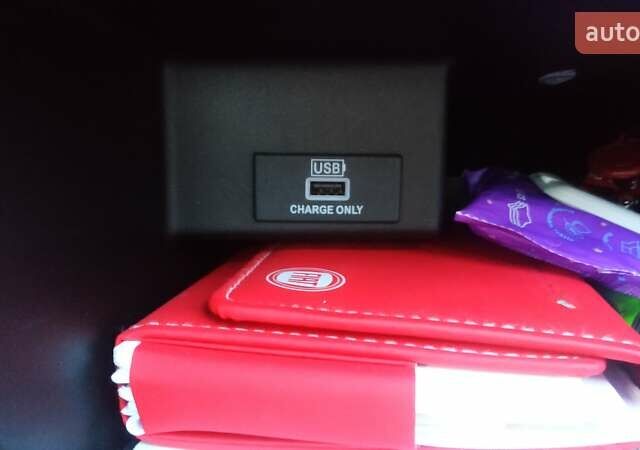 Черный Фиат 500e, объемом двигателя 0 л и пробегом 90 тыс. км за 7500 $, фото 90 на Automoto.ua