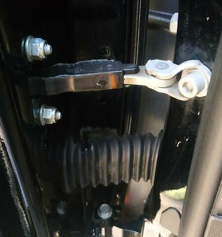 Черный Фиат 500e, объемом двигателя 0 л и пробегом 90 тыс. км за 7500 $, фото 70 на Automoto.ua