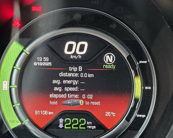 Фиат 500e 2017 в Одессе на Automoto.ua Черный Фиат 500e, объемом двигателя 0 л и пробегом 93 тыс. км за 10000 $, фото 8 на Automoto.ua