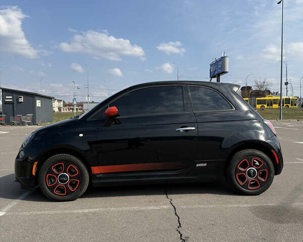 Черный Фиат 500e, объемом двигателя 0 л и пробегом 69 тыс. км за 7500 $, фото 2 на Automoto.ua