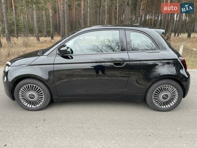 Черный Фиат 500e, объемом двигателя 0 л и пробегом 19 тыс. км за 14500 $, фото 7 на Automoto.ua