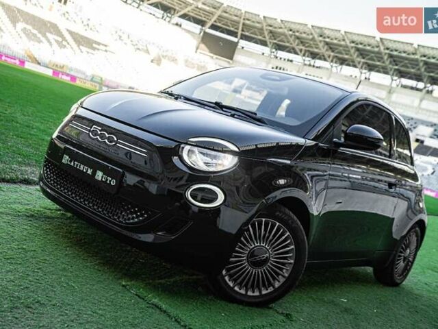 Черный Фиат 500e, объемом двигателя 0 л и пробегом 16 тыс. км за 16900 $, фото 20 на Automoto.ua