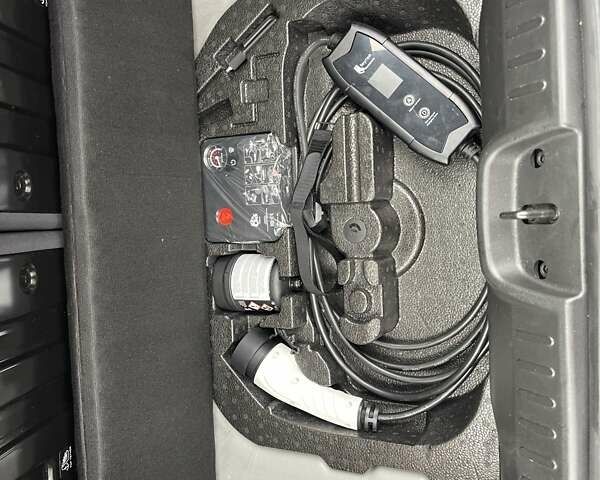 Черный Фиат 500e, объемом двигателя 0 л и пробегом 19 тыс. км за 14500 $, фото 34 на Automoto.ua