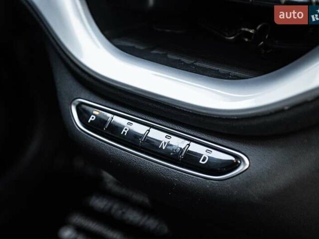 Черный Фиат 500e, объемом двигателя 0 л и пробегом 16 тыс. км за 16900 $, фото 31 на Automoto.ua