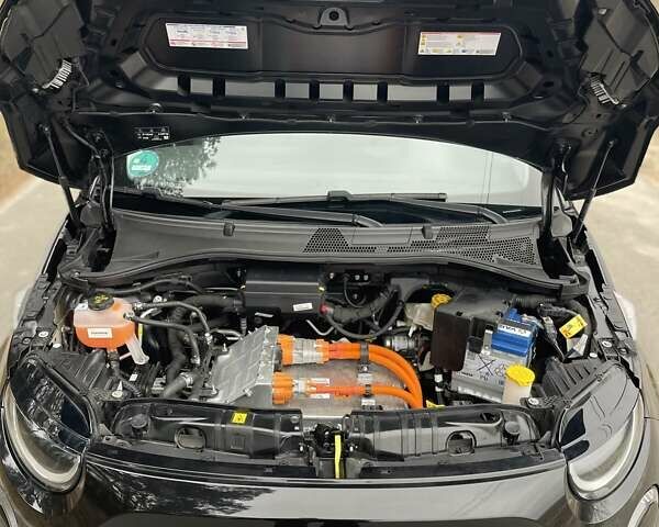 Черный Фиат 500e, объемом двигателя 0 л и пробегом 19 тыс. км за 14500 $, фото 25 на Automoto.ua