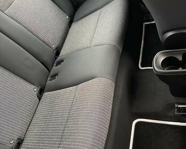 Черный Фиат 500e, объемом двигателя 0 л и пробегом 19 тыс. км за 14500 $, фото 28 на Automoto.ua