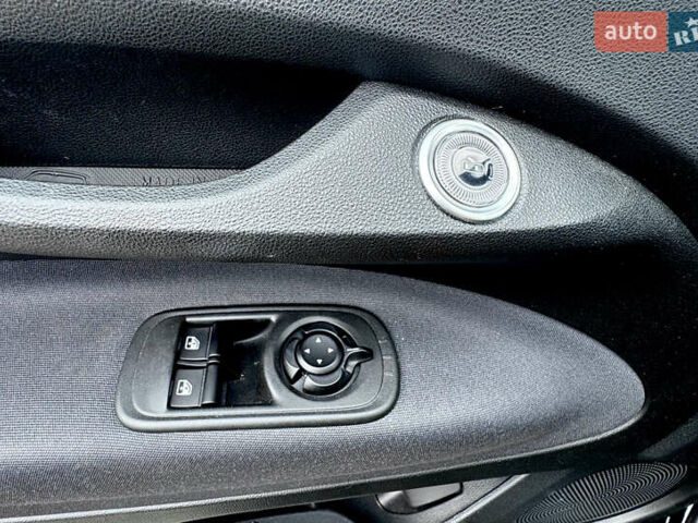 Черный Фиат 500e, объемом двигателя 0 л и пробегом 14 тыс. км за 16499 $, фото 13 на Automoto.ua