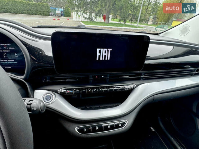 Черный Фиат 500e, объемом двигателя 0 л и пробегом 14 тыс. км за 16499 $, фото 19 на Automoto.ua