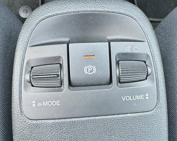 Черный Фиат 500e, объемом двигателя 0 л и пробегом 14 тыс. км за 16499 $, фото 27 на Automoto.ua