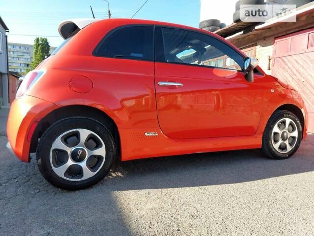 Красный Фиат 500e, объемом двигателя 0 л и пробегом 101 тыс. км за 5800 $, фото 11 на Automoto.ua