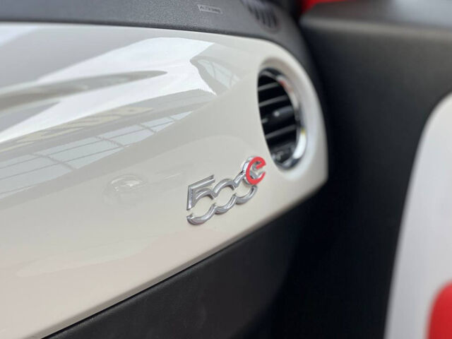 Красный Фиат 500e, объемом двигателя 24 л и пробегом 164 тыс. км за 6100 $, фото 13 на Automoto.ua