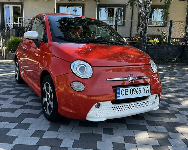 Красный Фиат 500e, объемом двигателя 0 л и пробегом 102 тыс. км за 5999 $, фото 1 на Automoto.ua